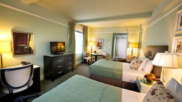 Studio, 2 Double Beds, Corner with City View | 1 bedroom, pillow-top beds, in-room safe, desk