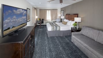 Kamar Standar, 1 Tempat Tidur King, Bebas Asap Rokok | Seprai premium, meja kerja, tirai kedap cahaya, dan setrika/meja setrika