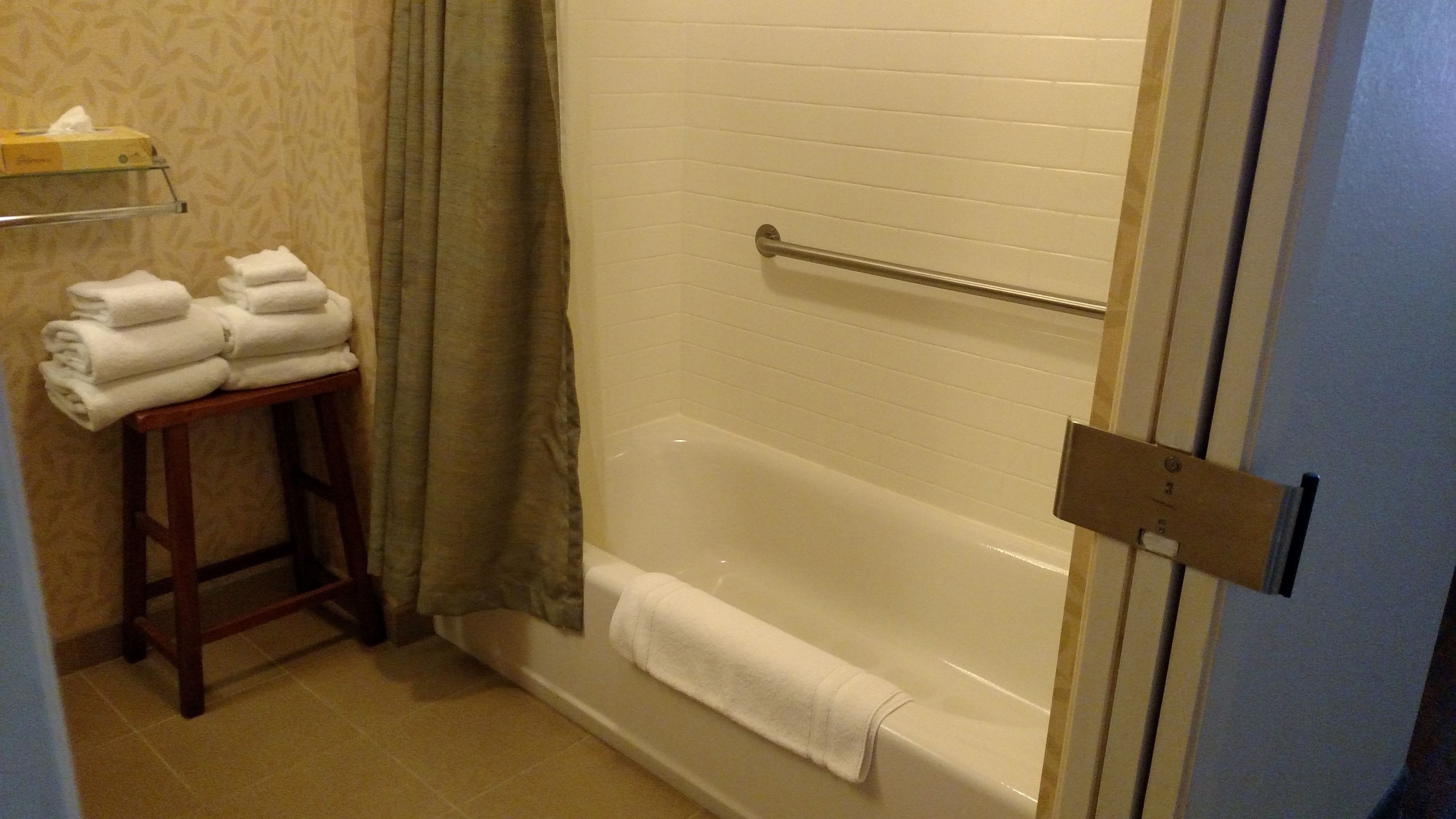 shower, free toiletries, hair dryer, towels