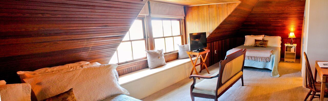 Deluxe Queen with 2 Queen Beds | Individually decorated, individually furnished, desk, blackout curtains