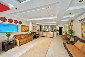 Reception - Red Coco Inn de Boracay (Boracay Island)