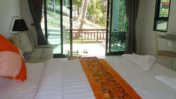 Biệt thự, 1 giường đôi, quang cảnh vườn | 1 phòng ngủ, minibar, két bảo mật tại phòng, bàn