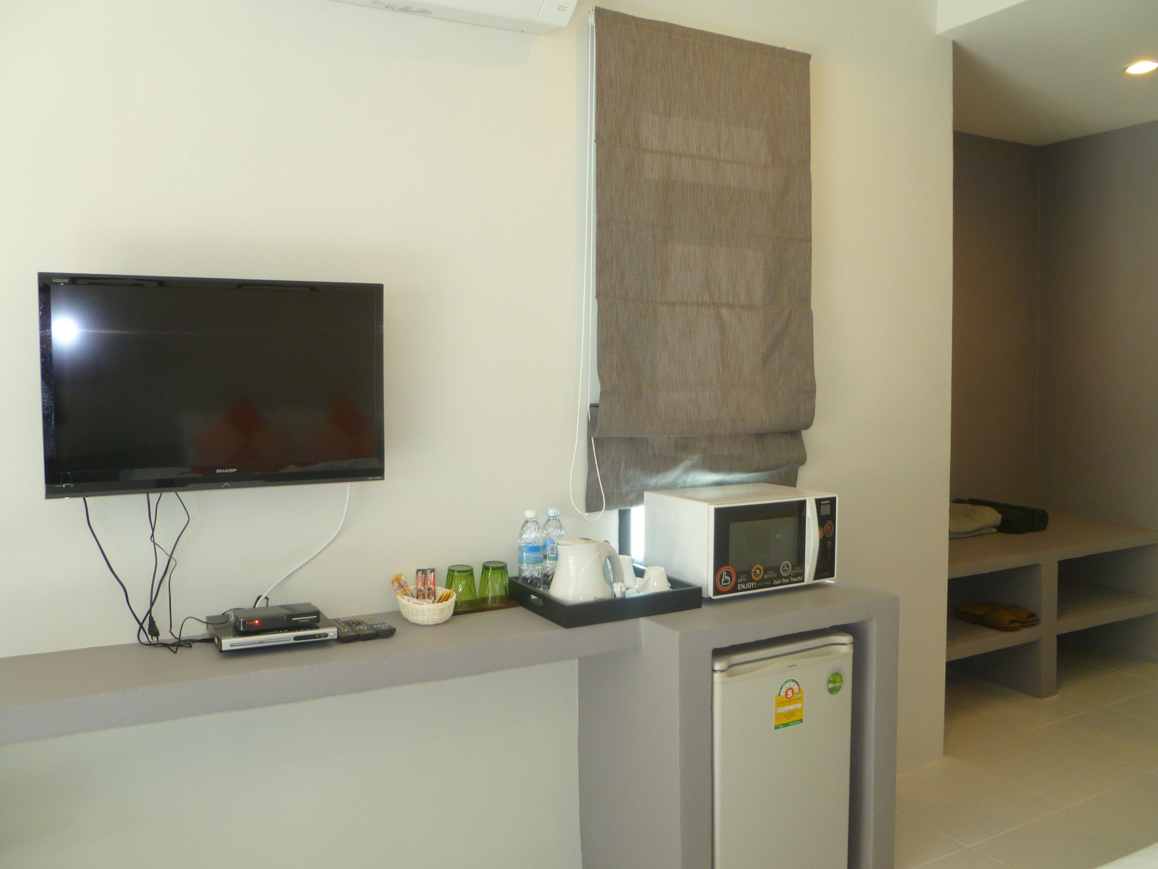 Vila, 1 Tempat Tidur Double, pemandangan kebun | Minibar, brankas, meja kerja, dan tirai kedap cahaya