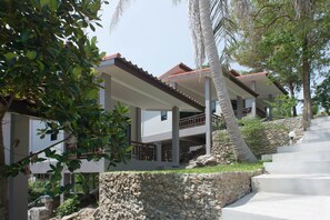 Mặt tiền nơi lưu trú