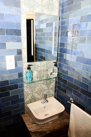 Standard Twin Room, Ensuite (Room 3) | Bathroom
