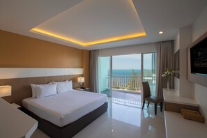 Ropa de cama de alta calidad y minibar 