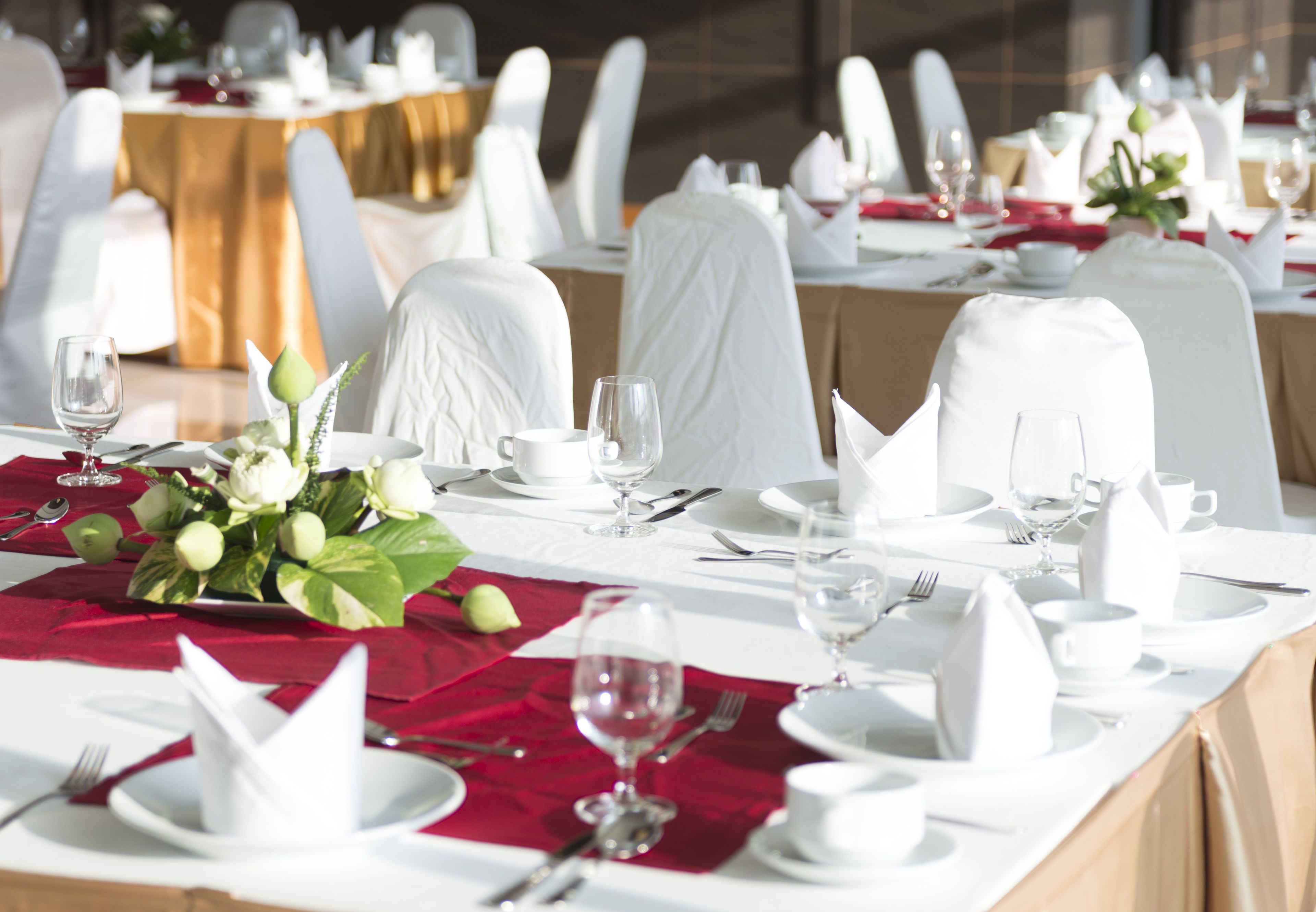 breakfast, lunch, dinner served; thai cuisine