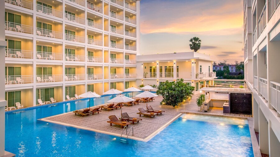Chanalai Hillside Resort, Karon Beach