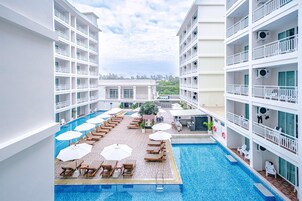 บริเวณภายนอก