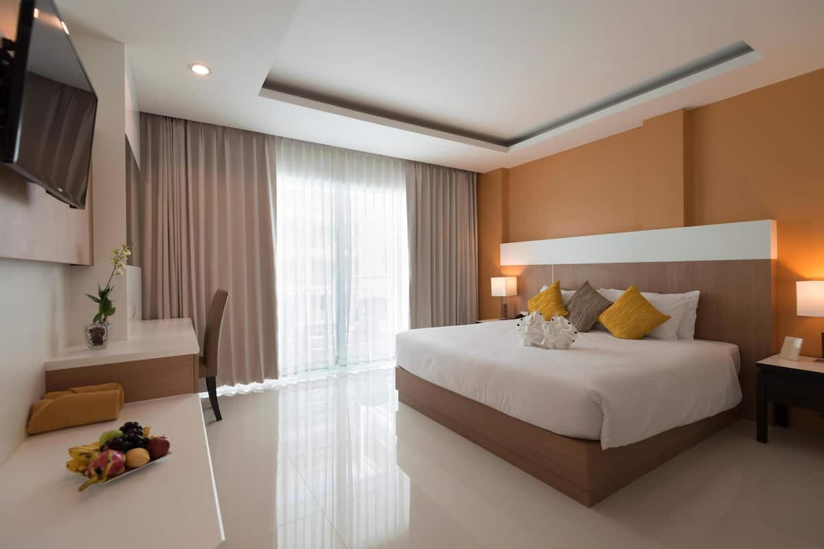 Chambre Deluxe, accès piscine | Literie de qualité supérieure, minibar, coffres-forts dans les chambres