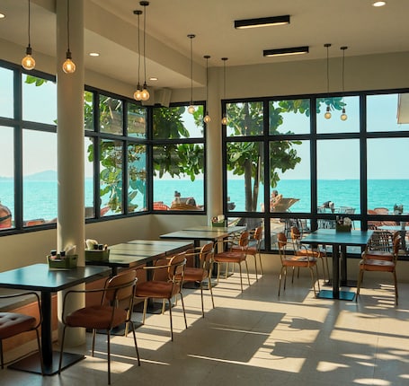 Breakfast, lunch and dinner served . Escape Beach Resort