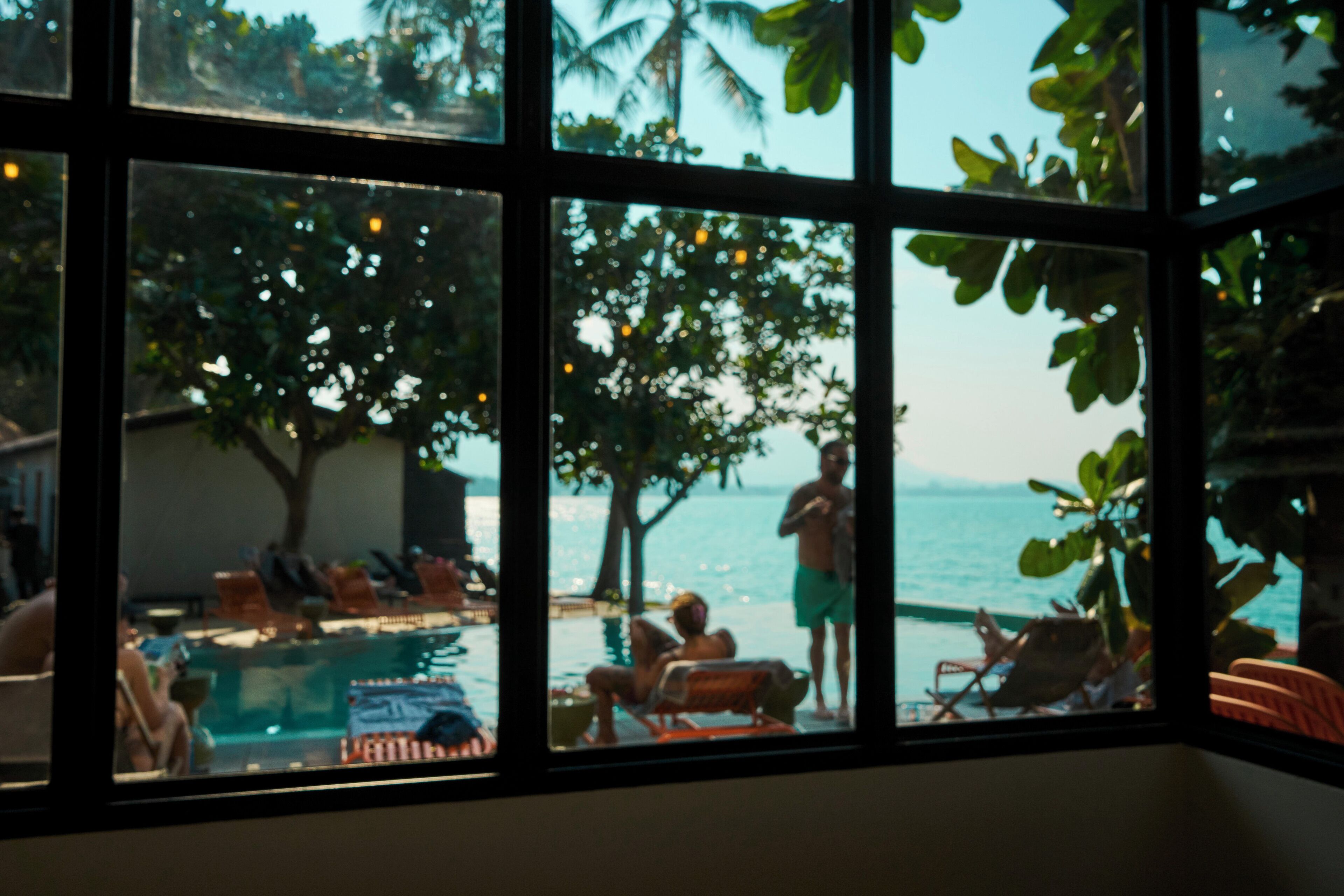 breakfast, lunch, dinner served; international cuisine, beach views