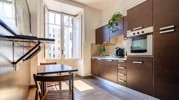 Classic-Doppelzimmer | Gemeinschaftsküche | Kühlschrank, Wasserkocher mit Kaffee-/Teezubehör, Wasserkocher