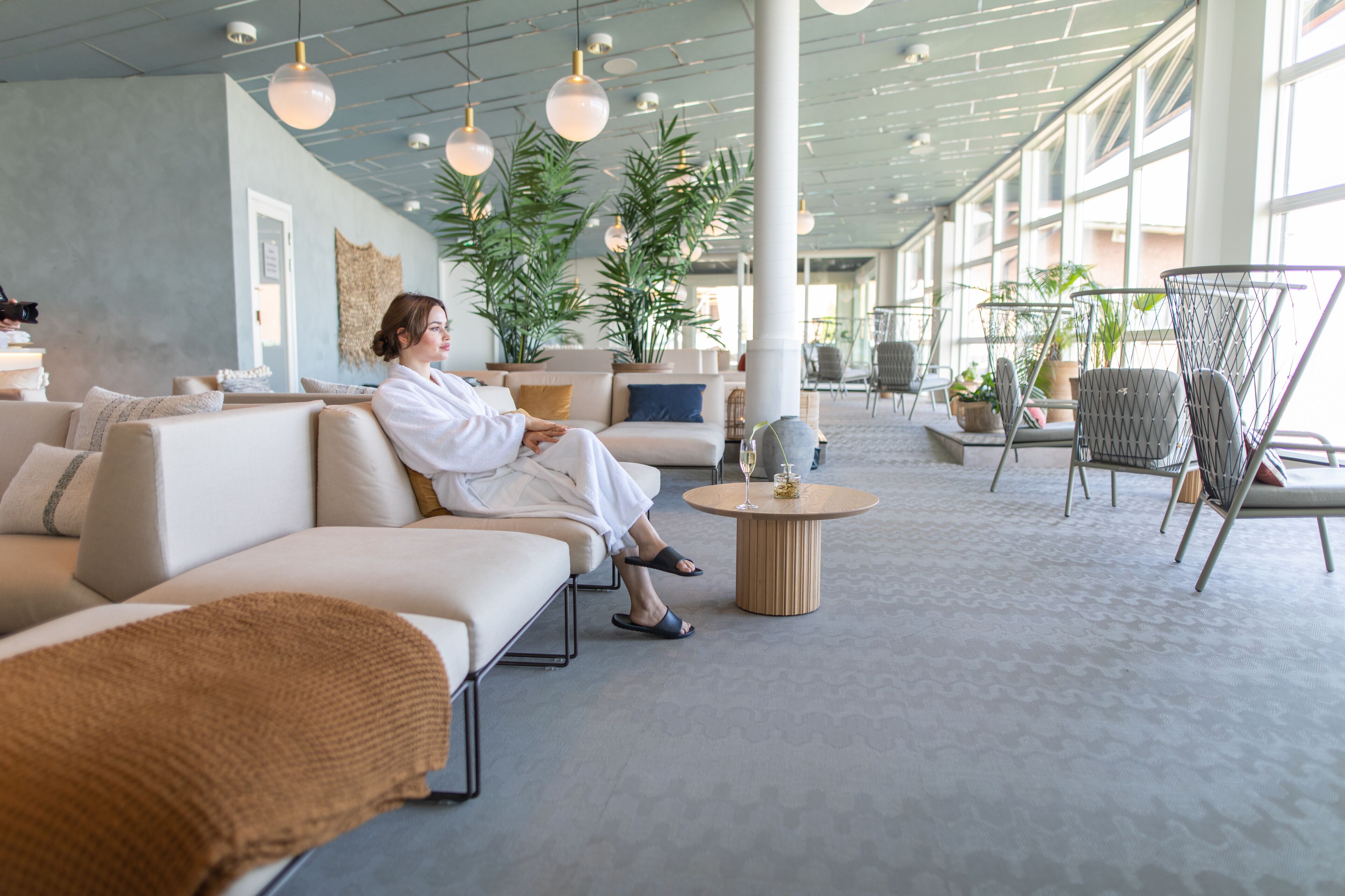 sauna, hot tub, steam room, massages