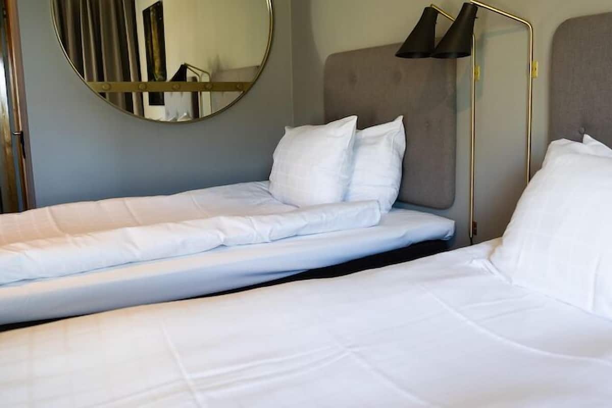 Chambre avec lits jumeaux | 1 chambre, literie hypoallergénique, minibar, rideaux occultants