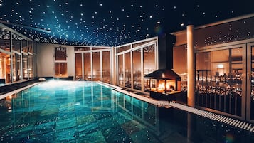 Sauna, hot tub, steam room, massages