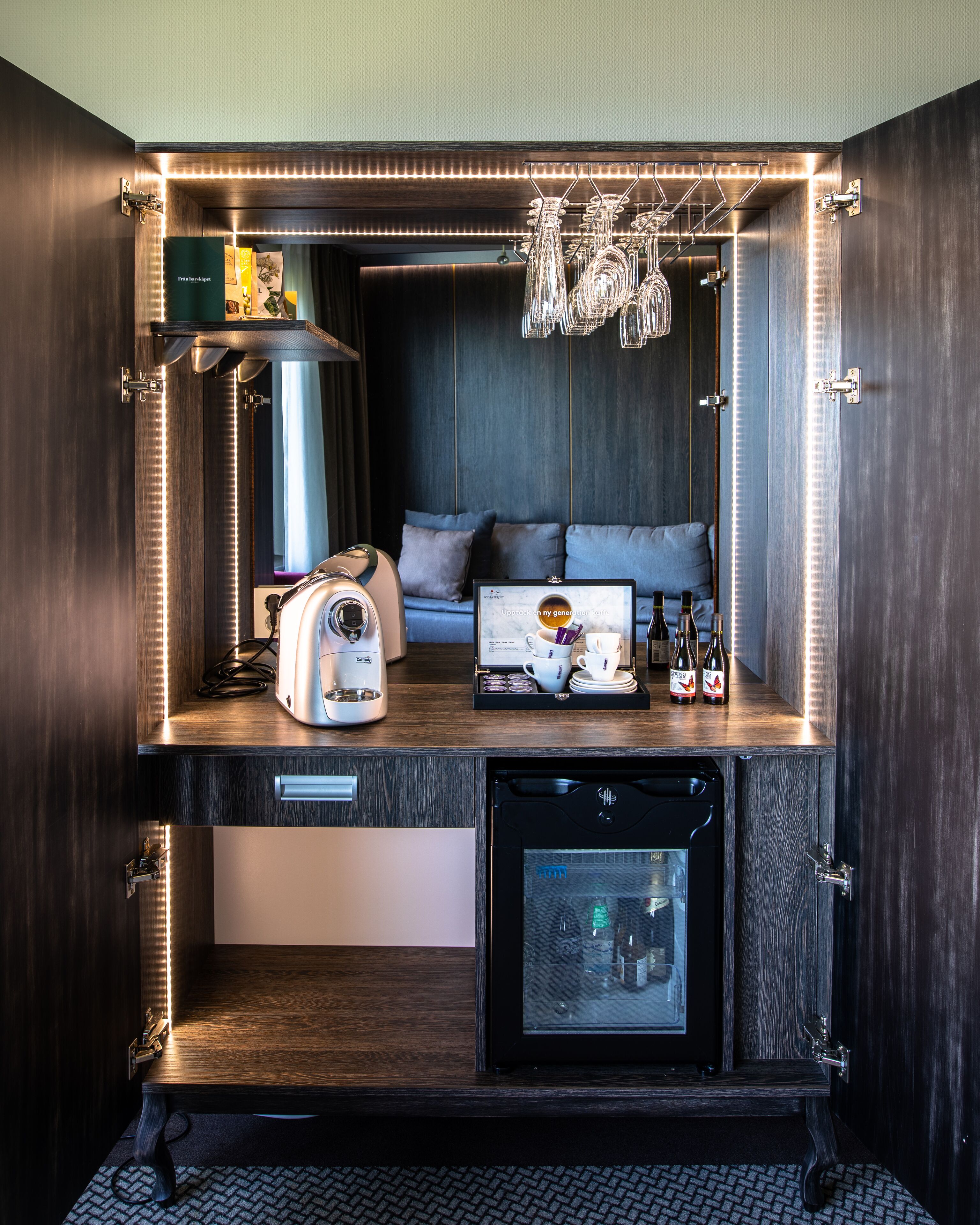 suite | 1 bedroom, hypo-allergenic bedding, minibar, blackout curtains