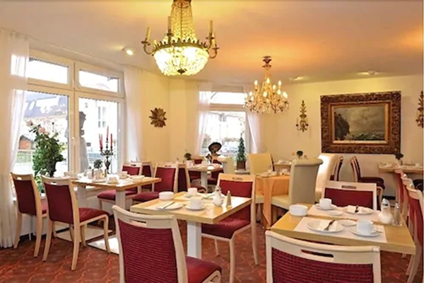 Free daily local cuisine breakfast