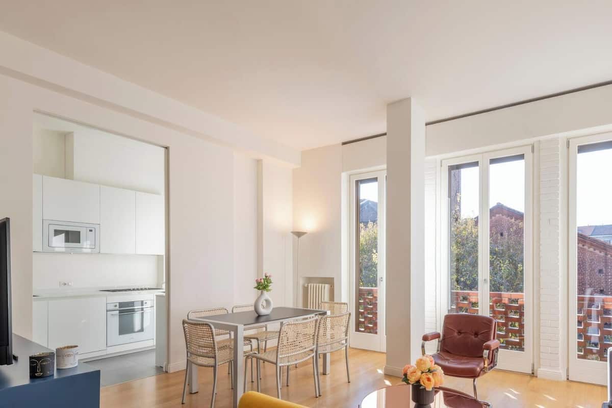 Suite Lanzone ( Via Lanzone 11 ) | Oleskelualue | LCD-televisio