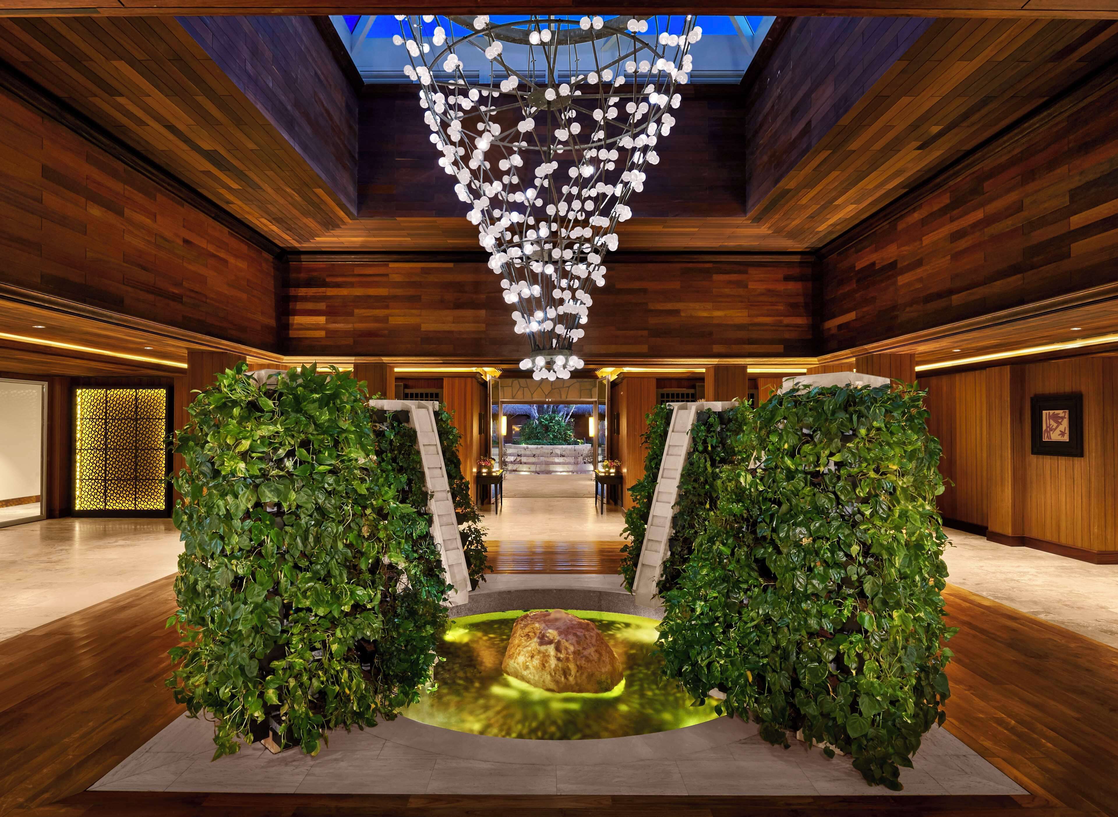 couples treatment room(s), sauna, hot tub, steam room