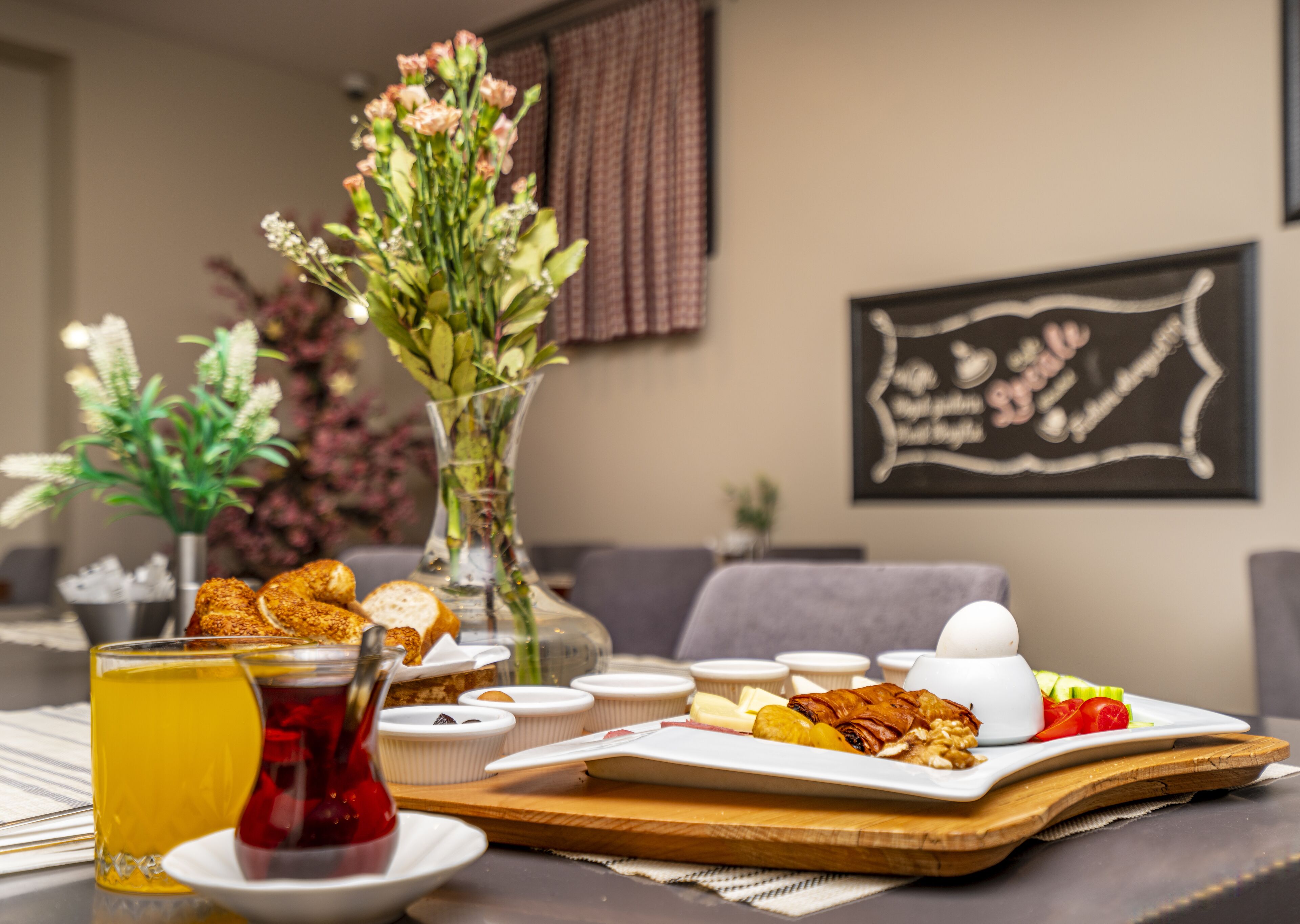 Desayuno completo diario (EUR 10 por persona)