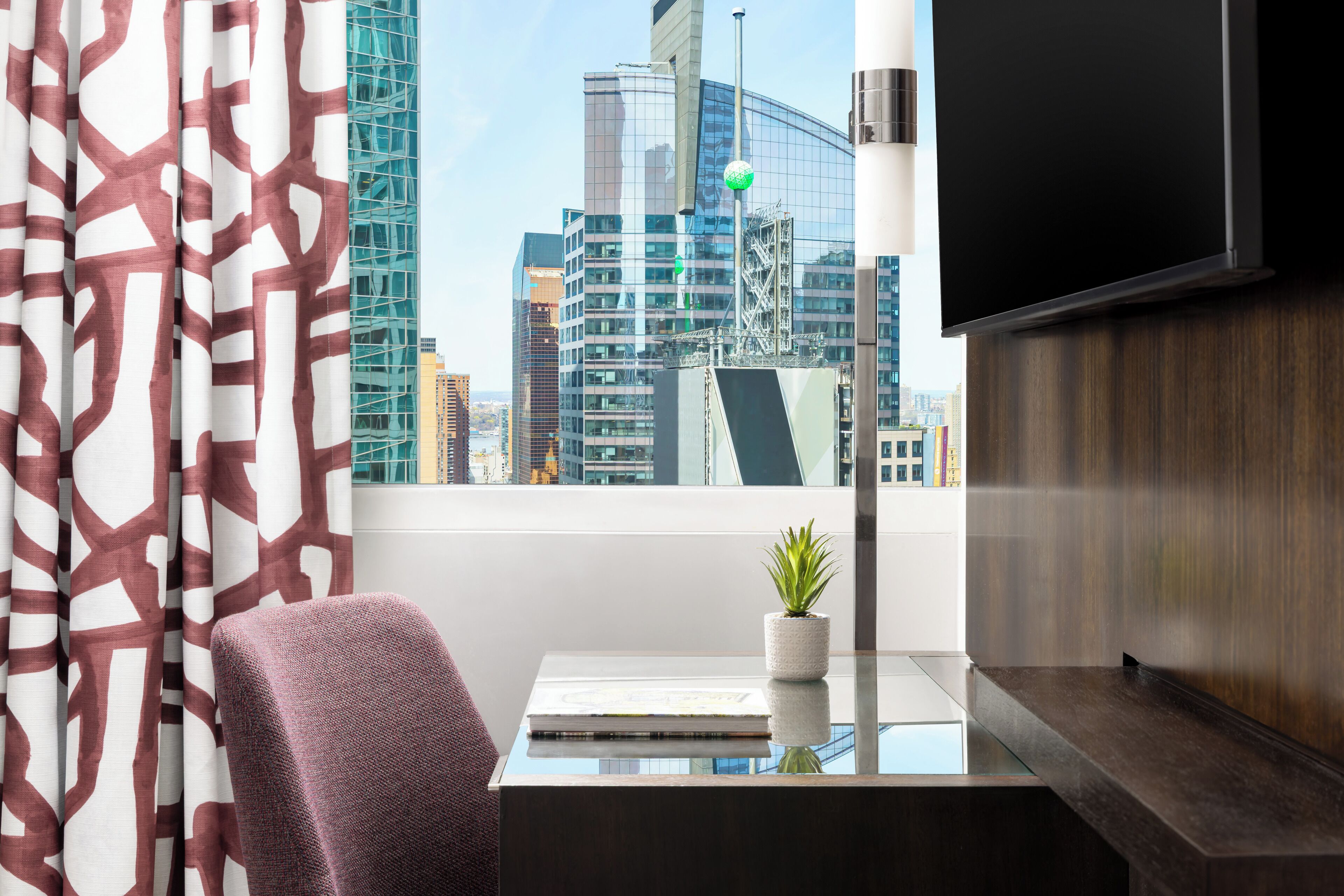 Zimmer, 1 King-Bett, Eckzimmer (Times Square View)