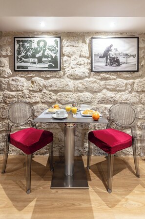 Restaurant - Hotel De Venise (Paris)