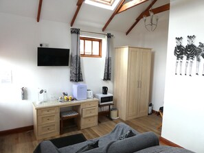 Dobbeltrom, 1 dobbeltseng, eget bad (Barn Owl) | Strykejern/-brett, wi-fi (inkludert) og sengetøy