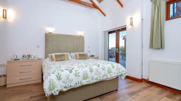 Double Room, Accessible, Ensuite (Tawny Owl)