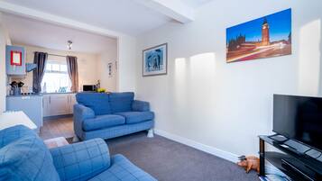 Cottage, Accessible, Ensuite (Cuckoo) | Lounge