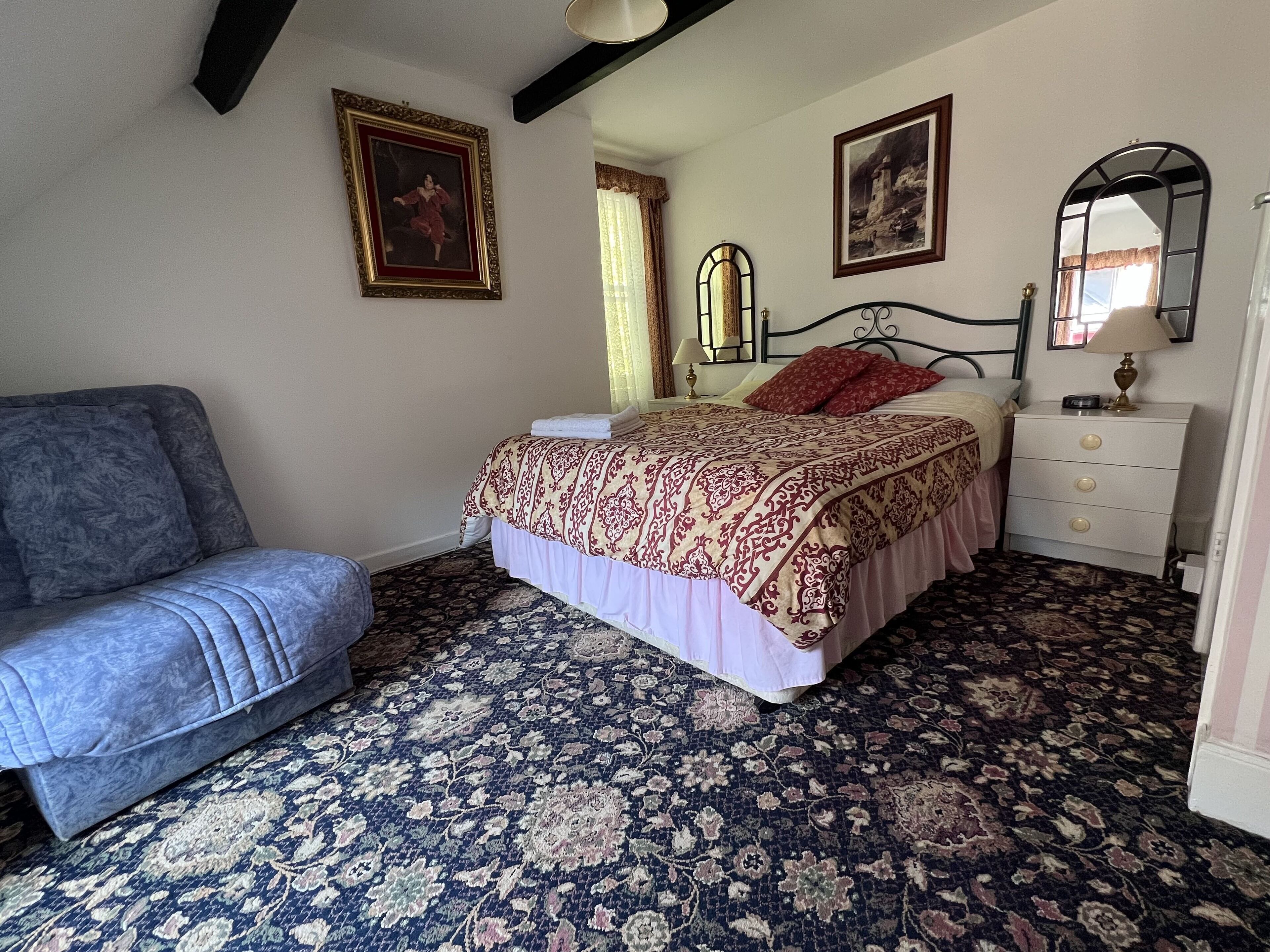 Superior Double Room, Ensuite (with Put you Up) | 1 bedroom