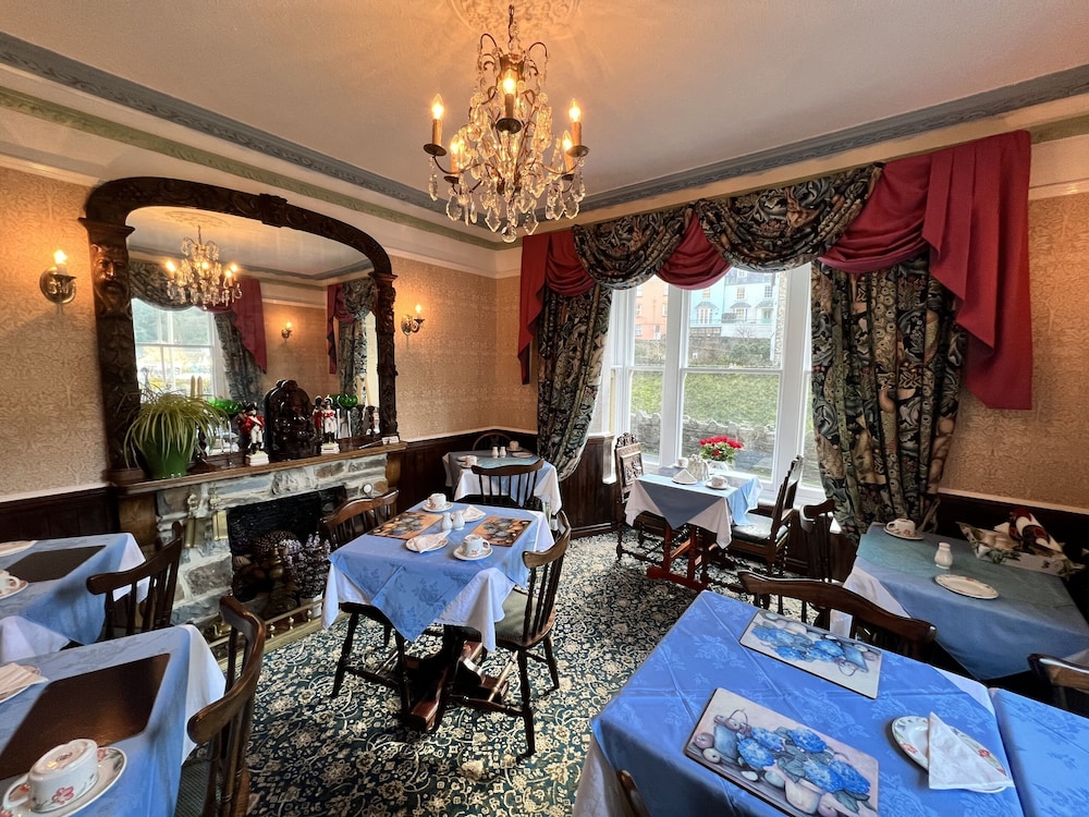 Captains House by null