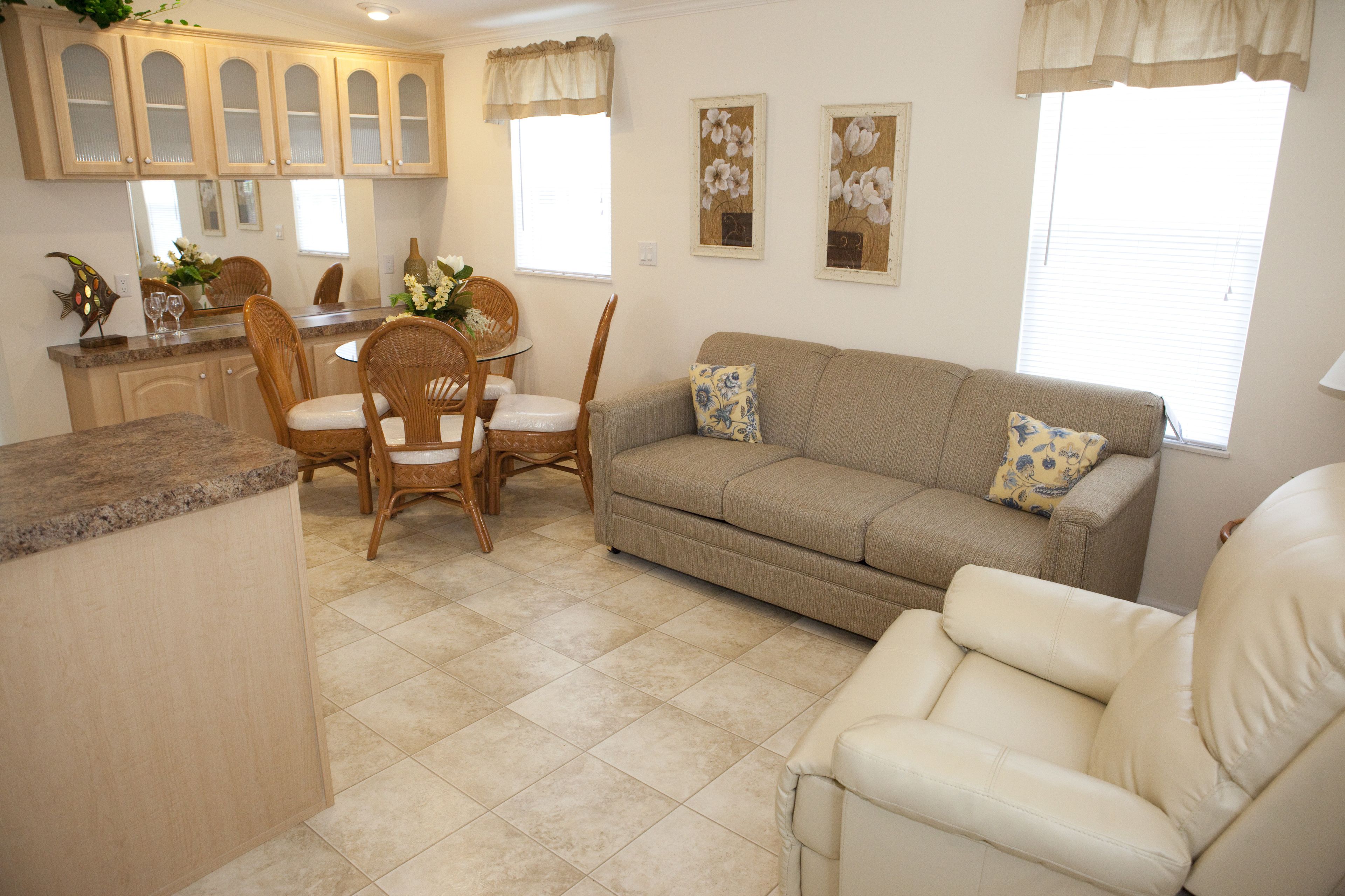 Cottage | Living room | Flat-screen TV