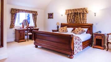 Desk, iron/ironing board, free WiFi, bed sheets