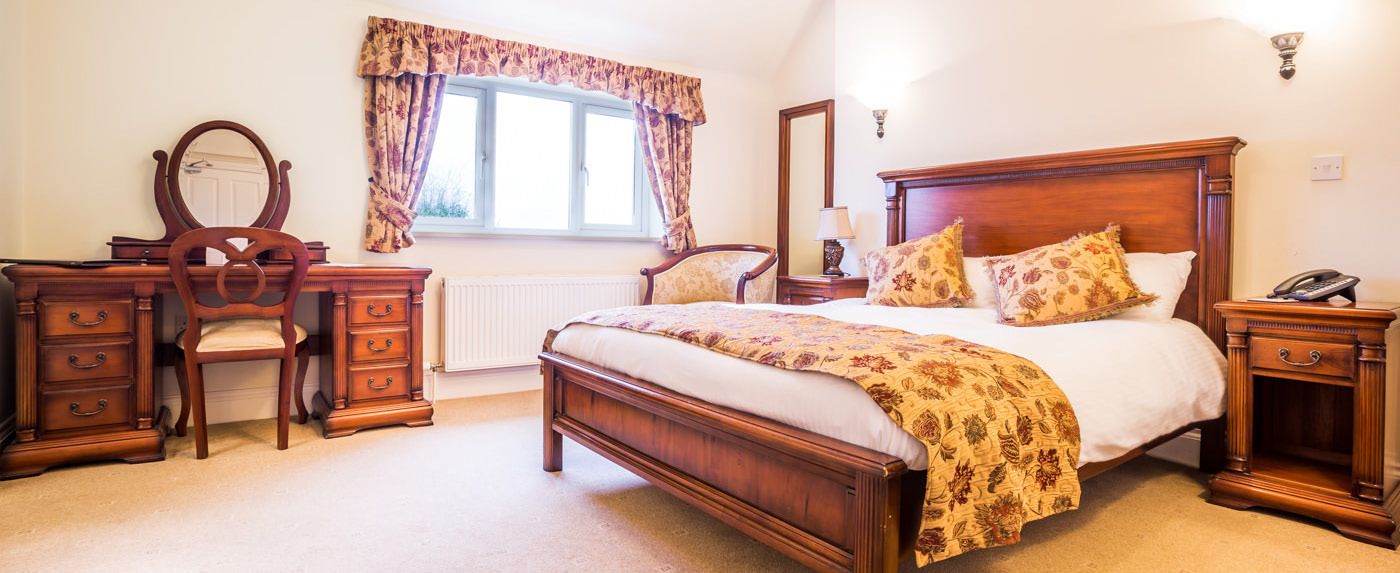 家庭房, 1 张双人床 | 办公桌、熨斗/熨板、免费 WiFi、床单