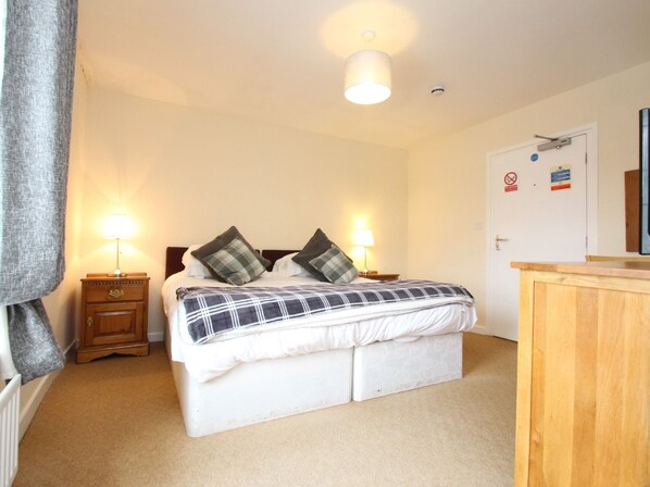 Room - Acorn Guest House (Penrith)