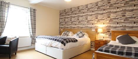 Triple Room, Ensuite