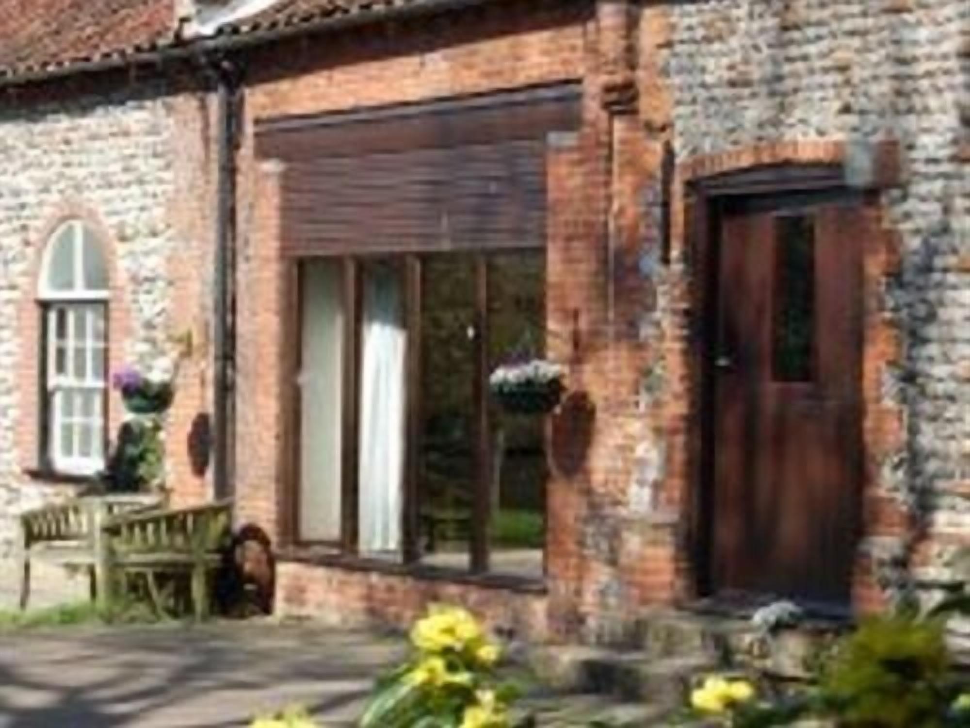 standard cottage, private bathroom (the coach house) | exterior