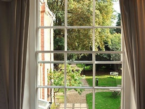Standard Double Room, Ensuite (Small Double: Room 7) | View from property