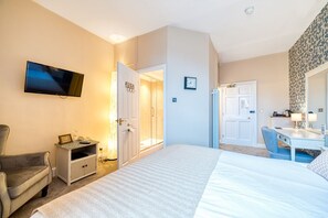 Chambre Double Standard, salle de bains attenante