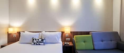 1 bedroom, premium bedding, in-room safe, desk