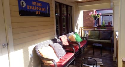 Ottawa Backpackers Inn