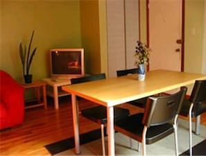 Interior - Ottawa Backpackers Inn (Ottawa)