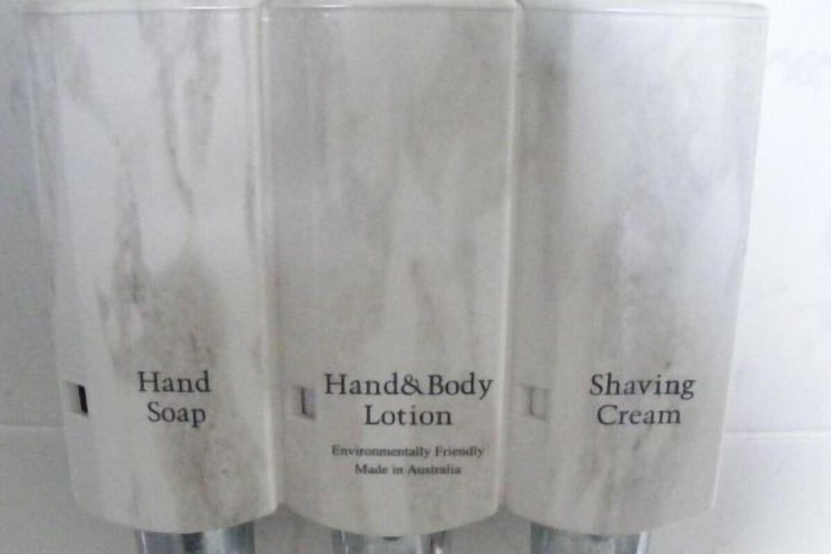 Bathroom amenities