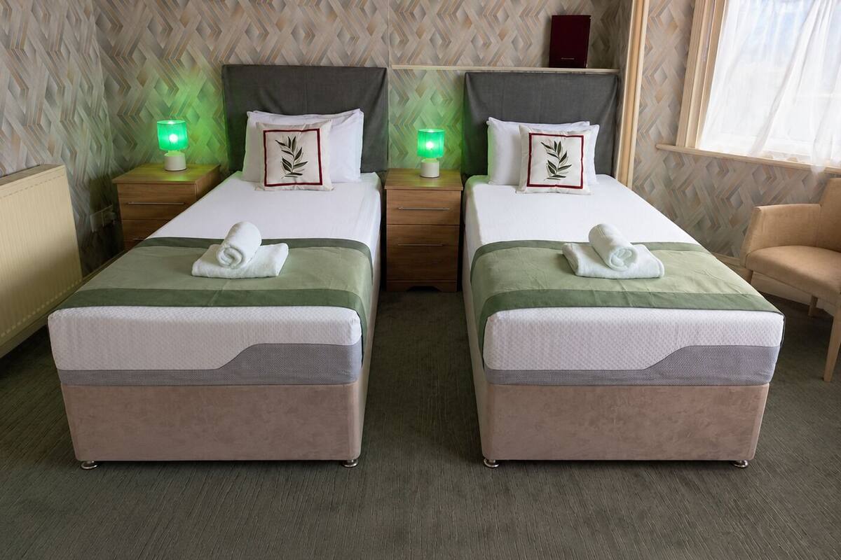 Twin Room, Ensuite (Ground Floor)