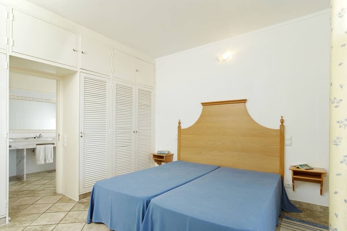 In-room safe, blackout drapes, iron/ironing board, cribs/infant beds