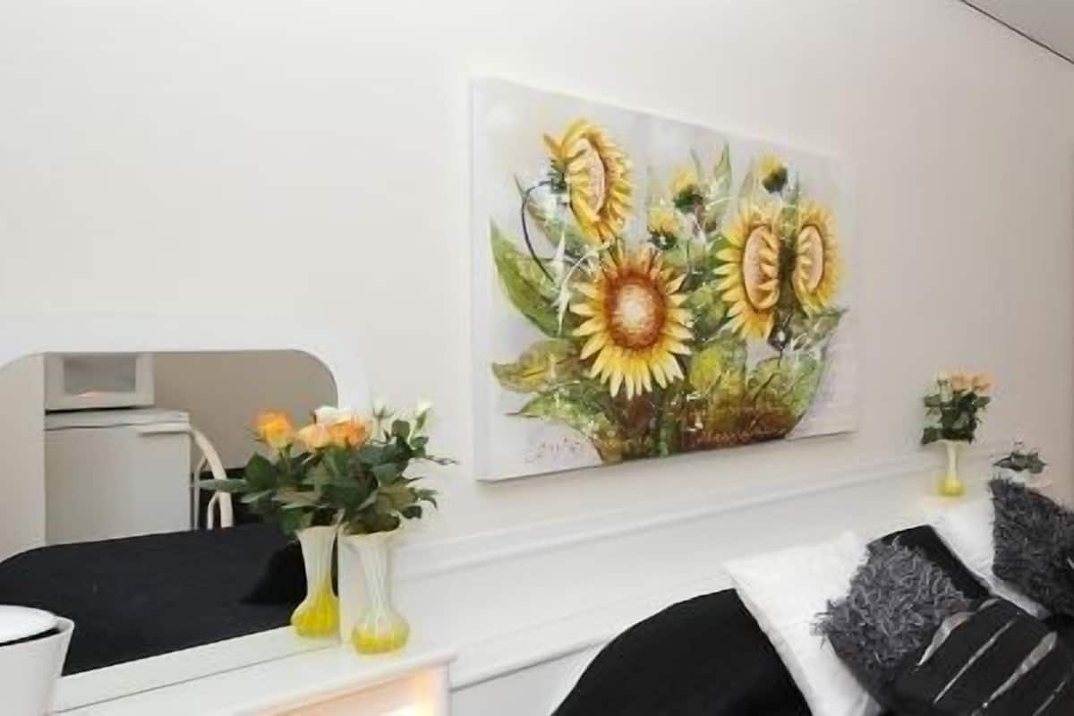Standard Double Room | Soundproofing, free cots/infant beds, free WiFi, wheelchair access