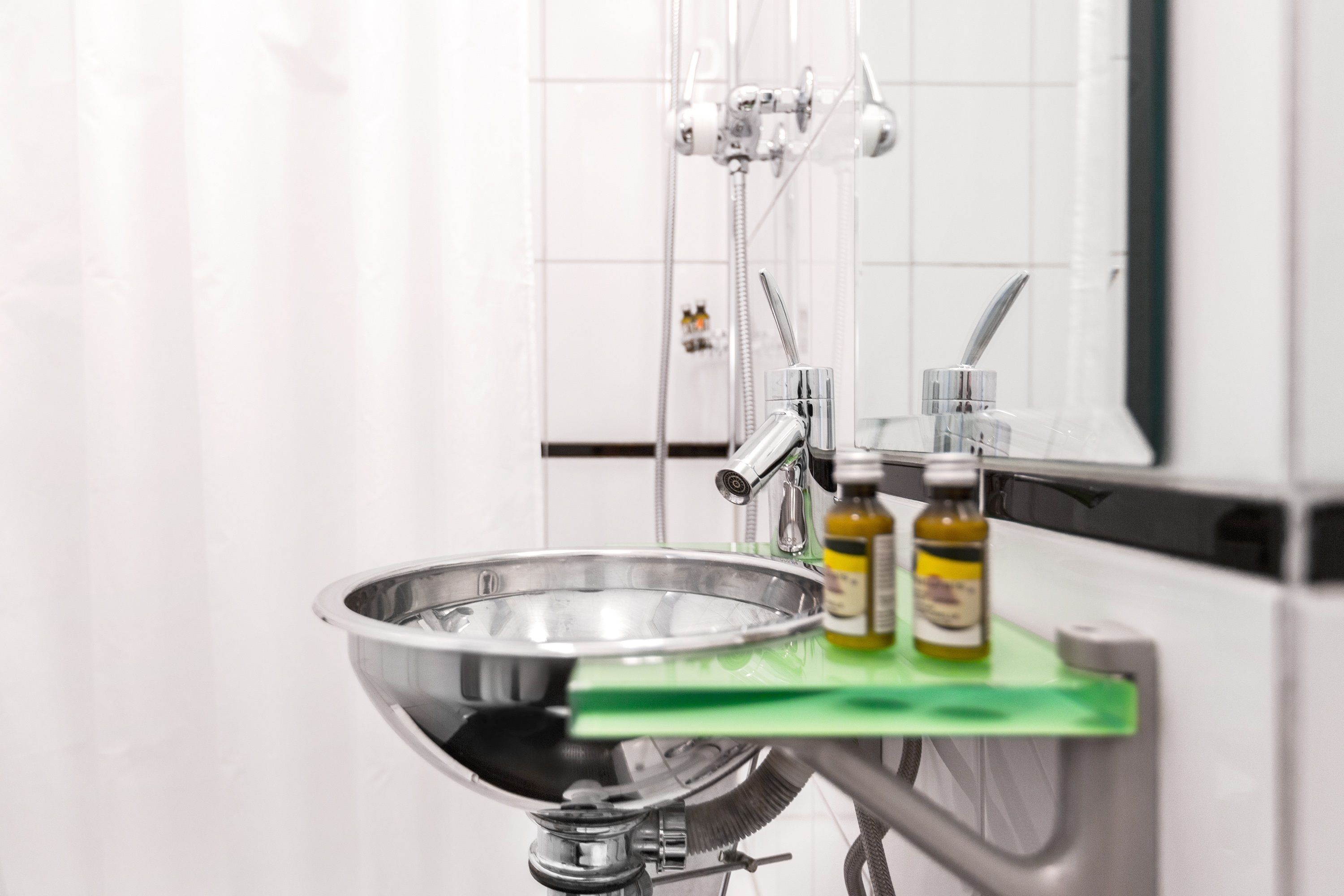 single room | bathroom sink