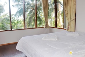 Double Bed Fan Bungalow, Garden View | Cofres nos quartos, escrivaninha, Wi-Fi (sobretaxa)