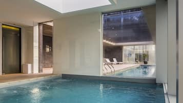 Piscina interna, piscina externa